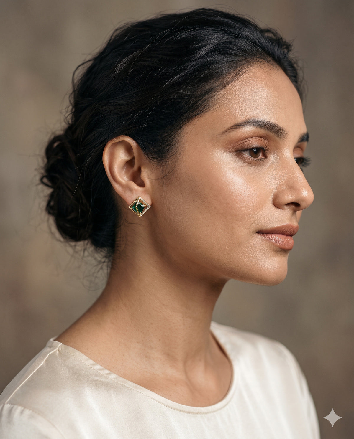 Green Stone Geometric Frame Stud Earrings
