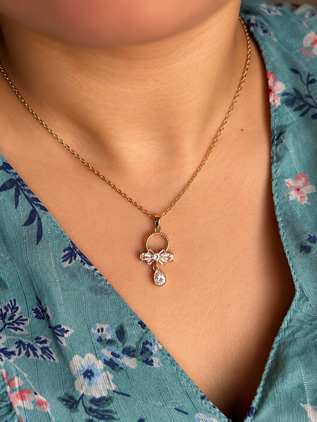 Bow and Ring Drop Pendant Necklace