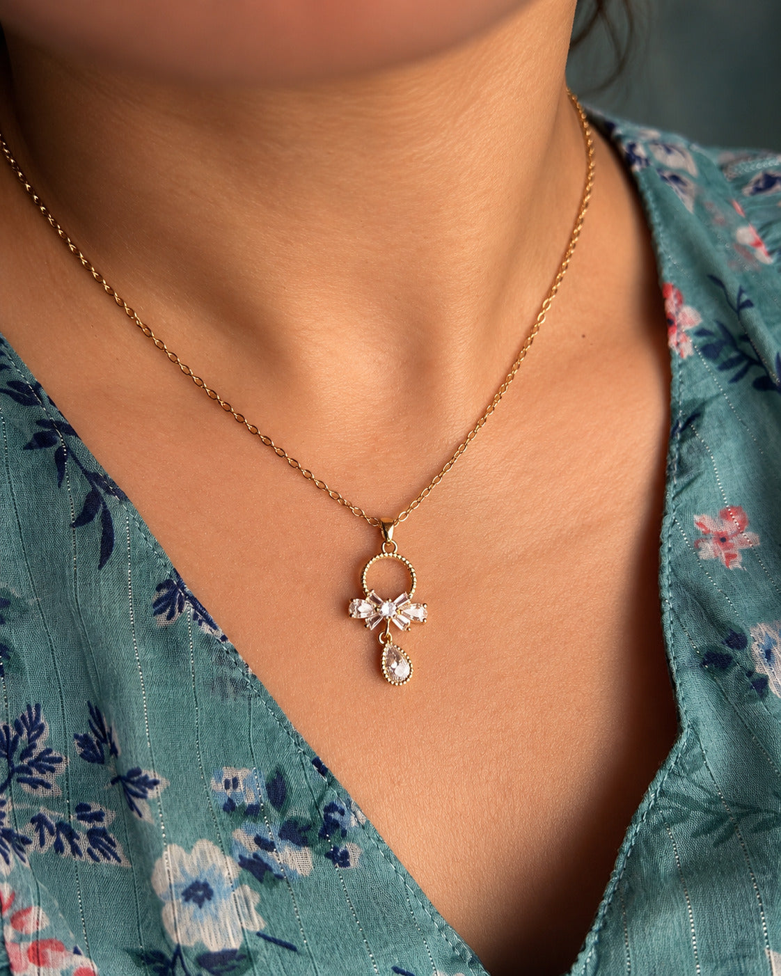 Bow and Ring Drop Pendant Necklace